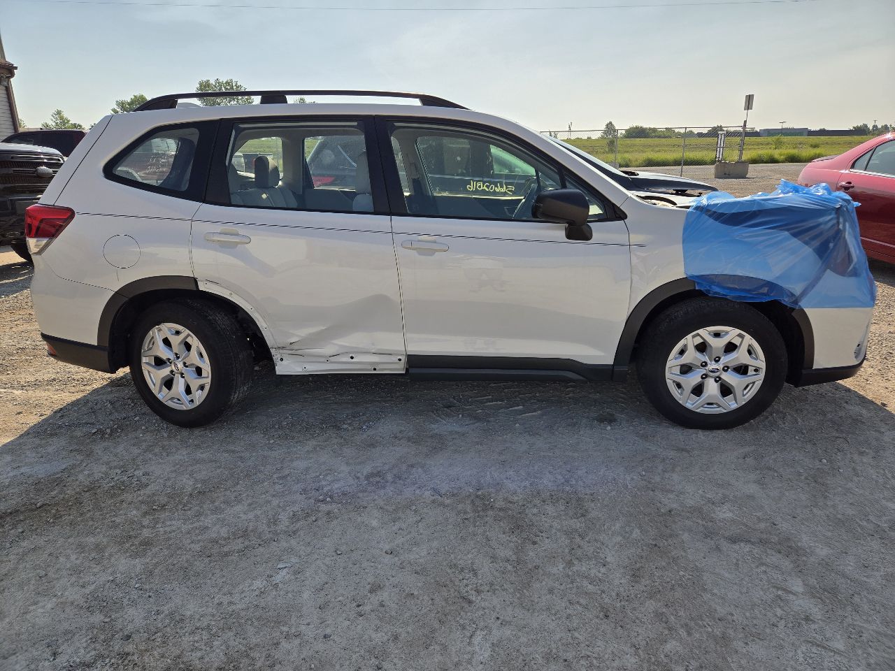 https://f005.backblazeb2.com/file/img-partshotlines-com/Inventory/EX441/Vehicle/251178_10.jpg