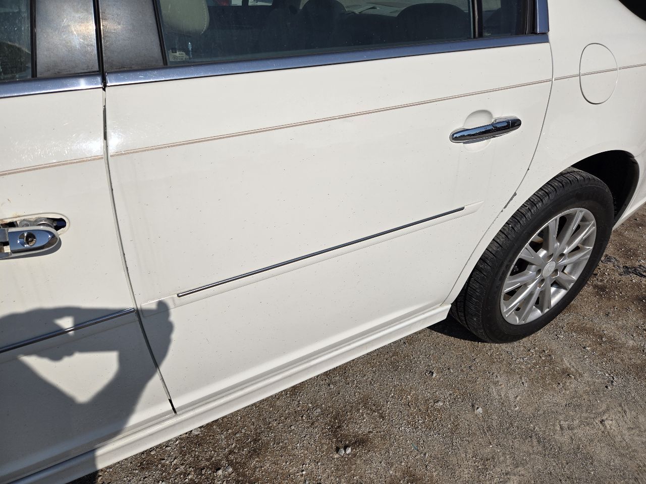https://f005.backblazeb2.com/file/img-partshotlines-com/Inventory/EX441/Vehicle/251183_04.jpg