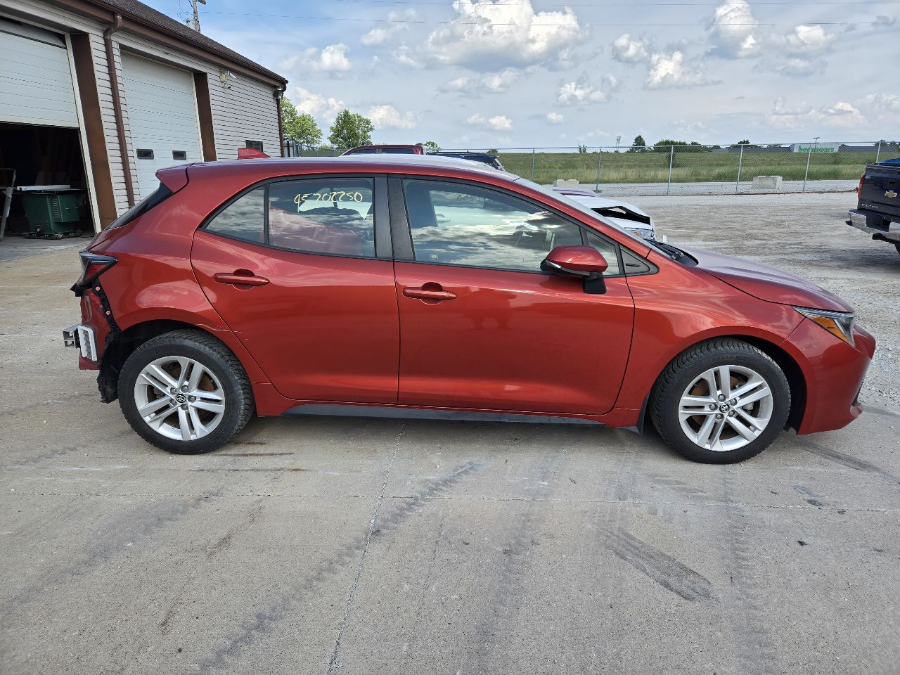 https://f005.backblazeb2.com/file/img-partshotlines-com/Inventory/EX441/Vehicle/251191_11.jpg