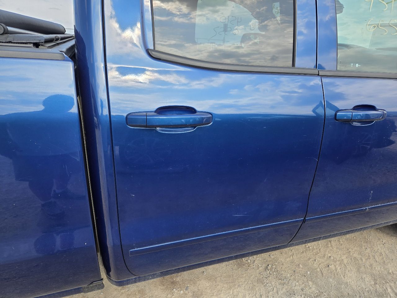 Vehicle/251192_11.jpg