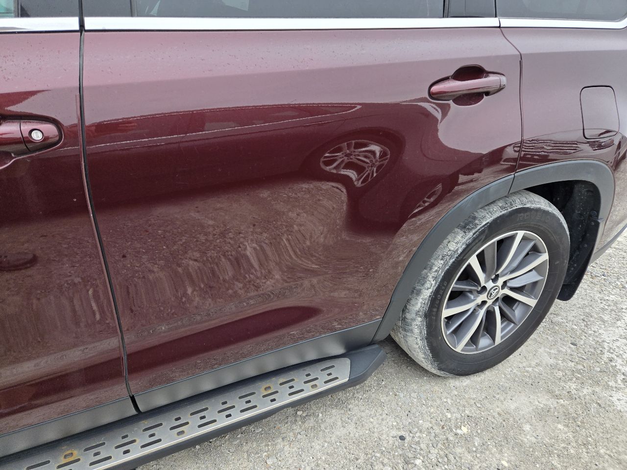 Vehicle/251244_03.jpg