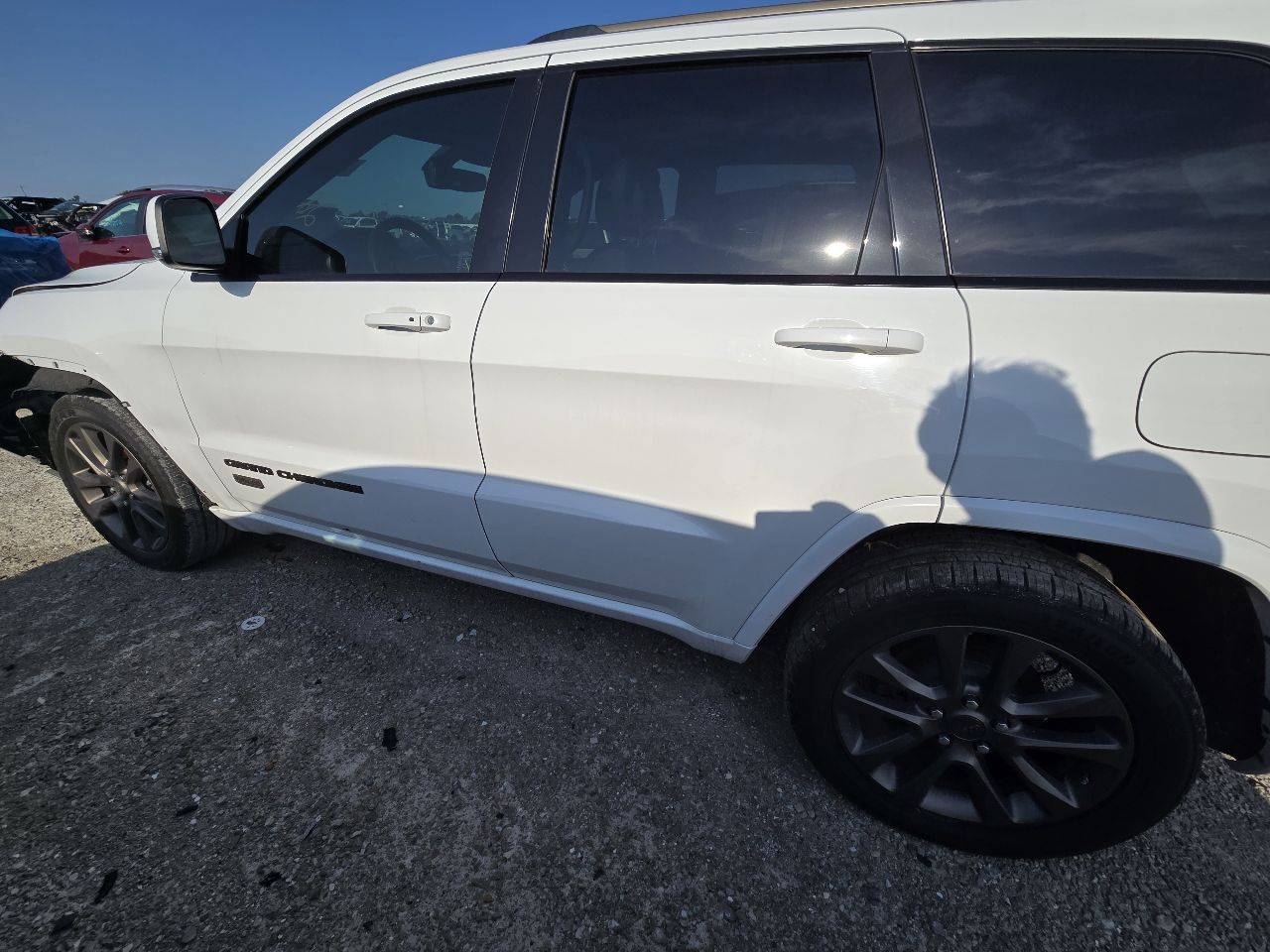 Vehicle/251248_04.jpg