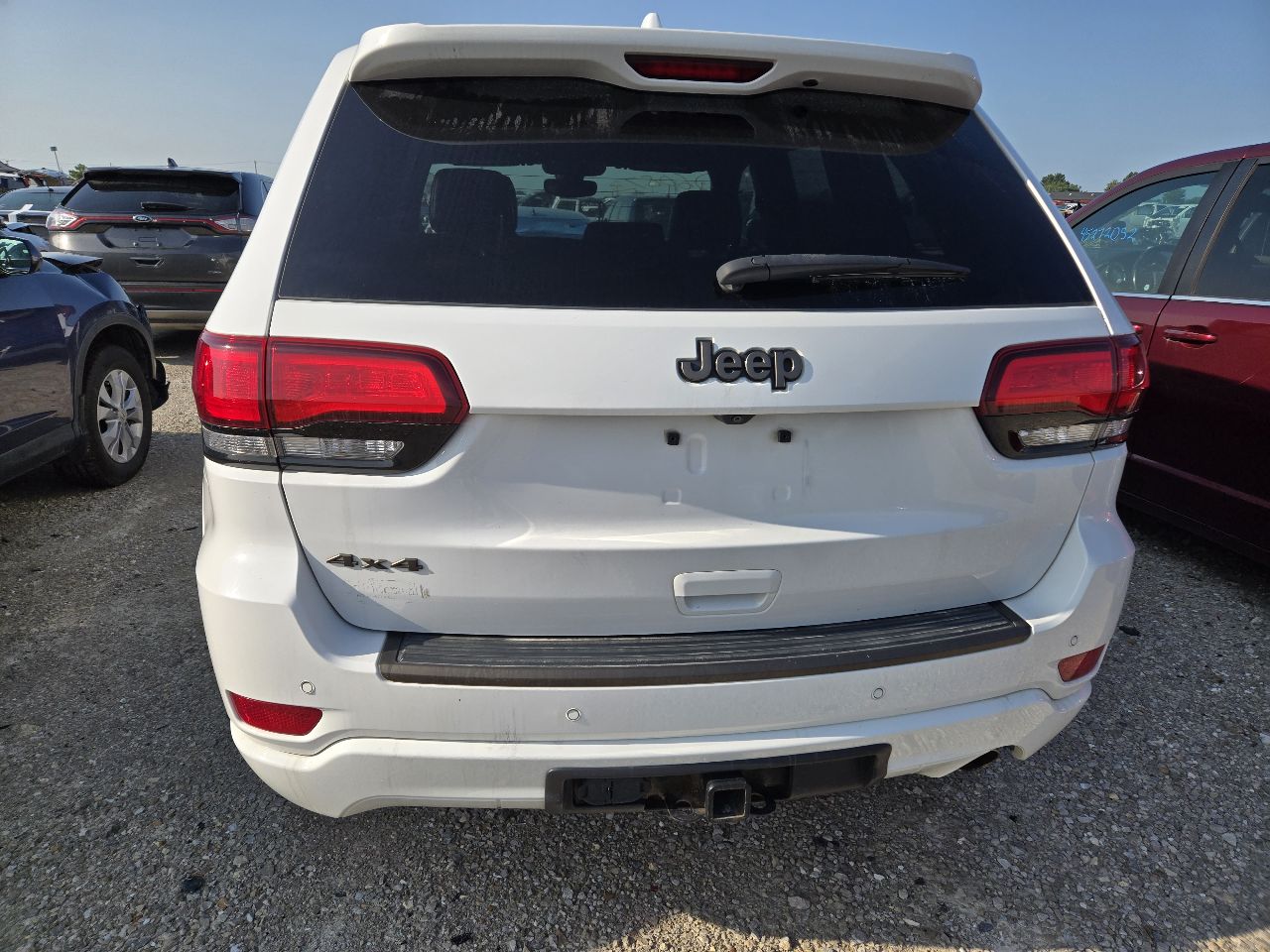 Vehicle/251248_06.jpg