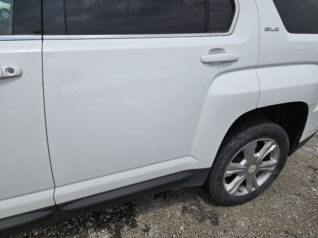 https://f005.backblazeb2.com/file/img-partshotlines-com/Inventory/EX441/Vehicle/251277_04.jpg