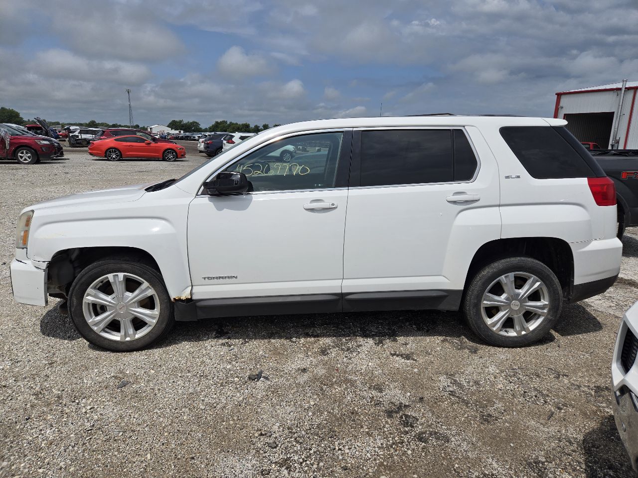 https://f005.backblazeb2.com/file/img-partshotlines-com/Inventory/EX441/Vehicle/251277_05.jpg