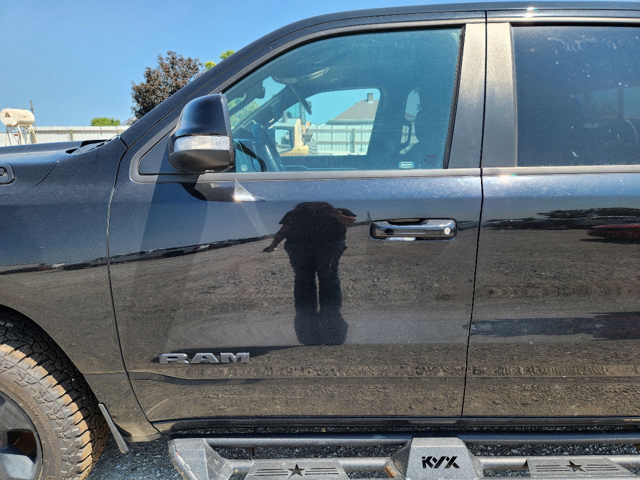 https://f005.backblazeb2.com/file/img-partshotlines-com/Inventory/EX441/Vehicle/251280_10.jpg