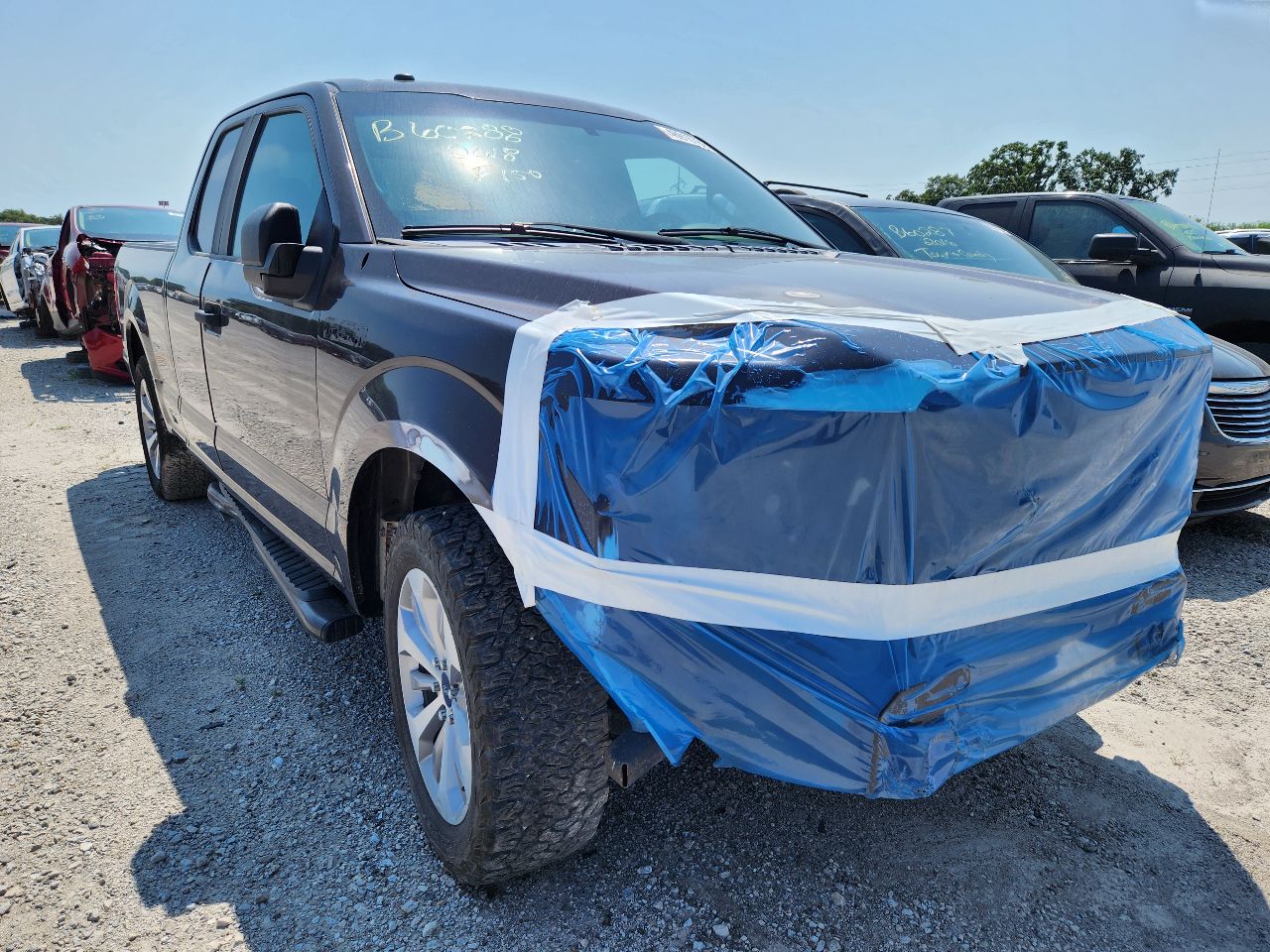 Vehicle/251282_04.jpg
