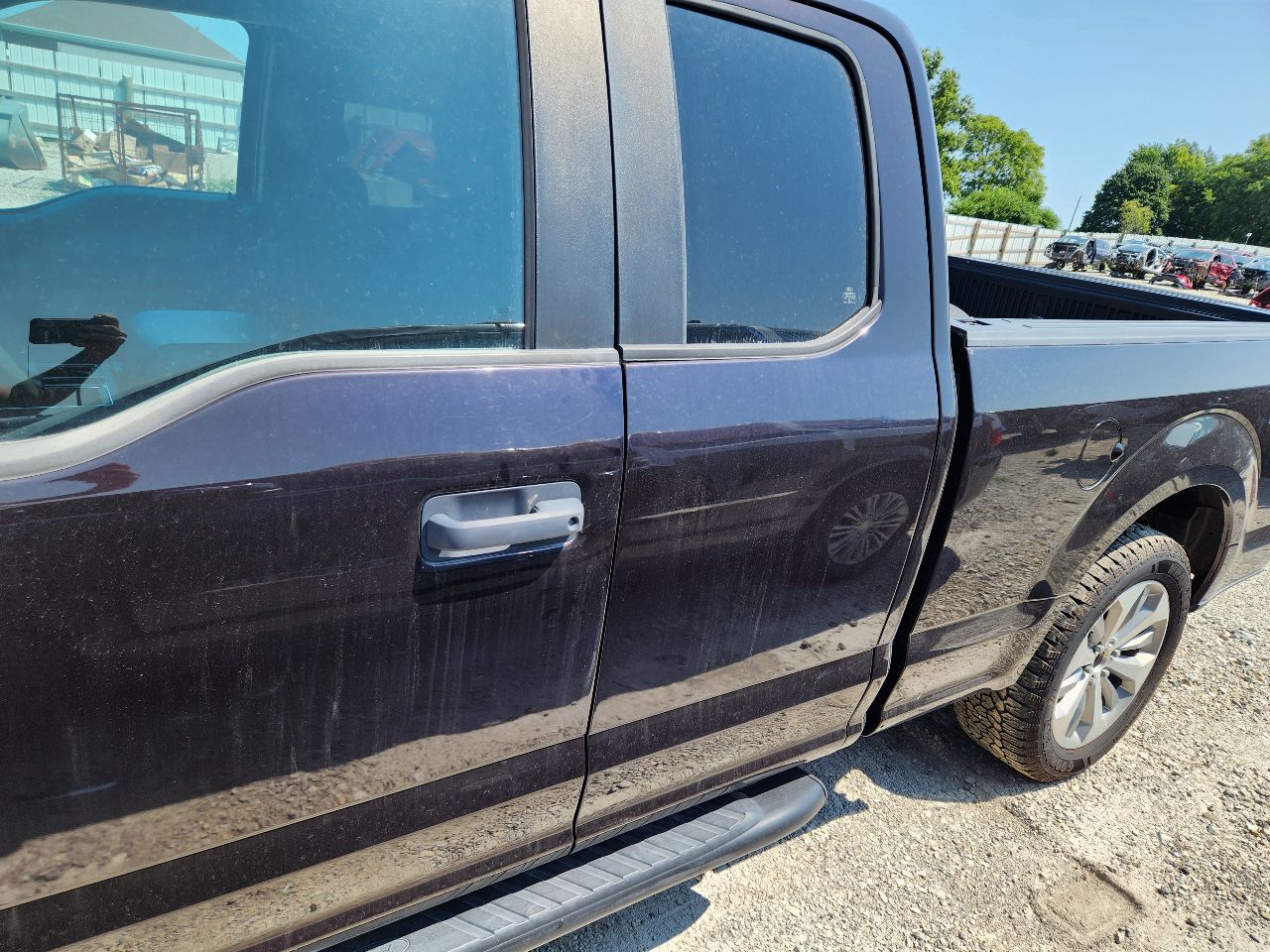 Vehicle/251282_07.jpg