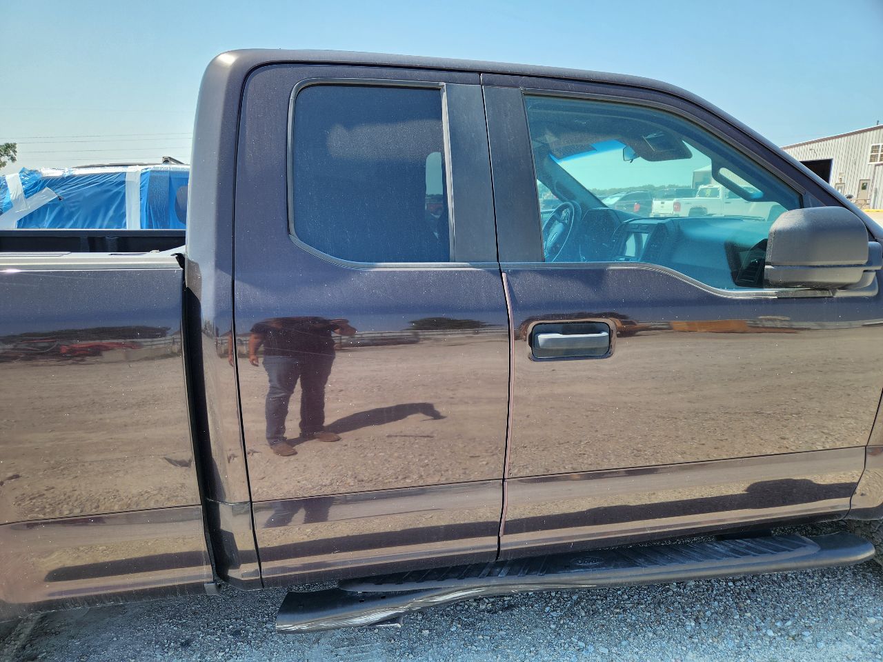 Vehicle/251282_10.jpg