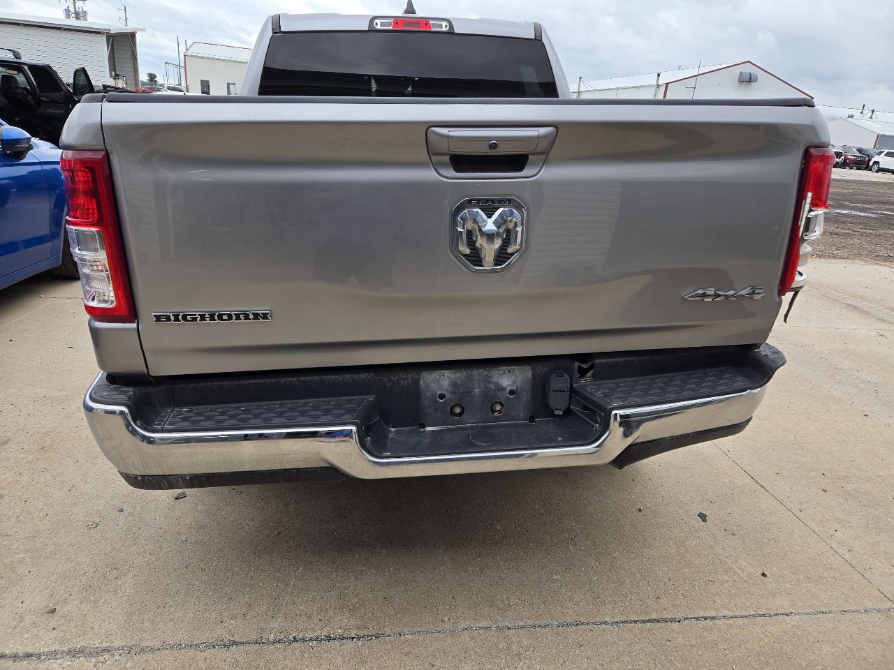 https://f005.backblazeb2.com/file/img-partshotlines-com/Inventory/EX441/Vehicle/251293_08.jpg