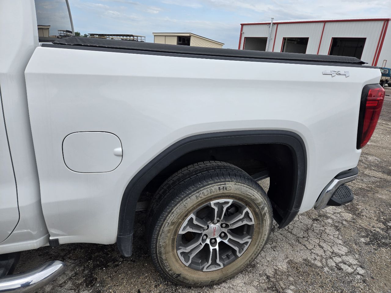 Vehicle/251339_05.jpg