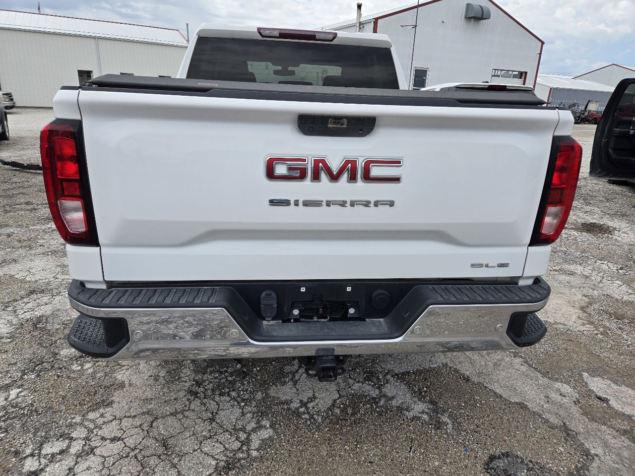 Vehicle/251339_08.jpg