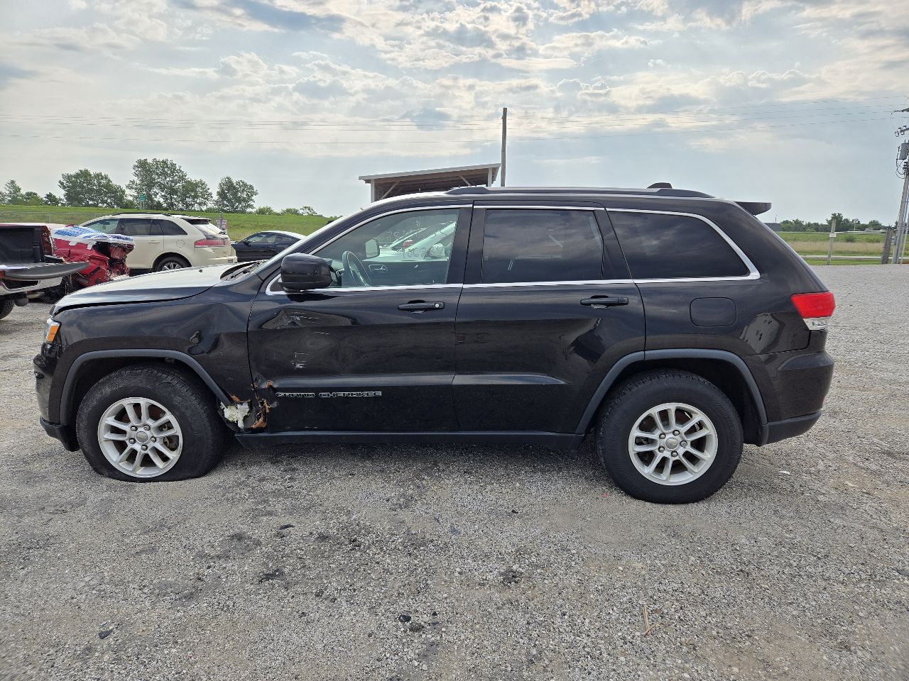 Vehicle/251388_03.jpg