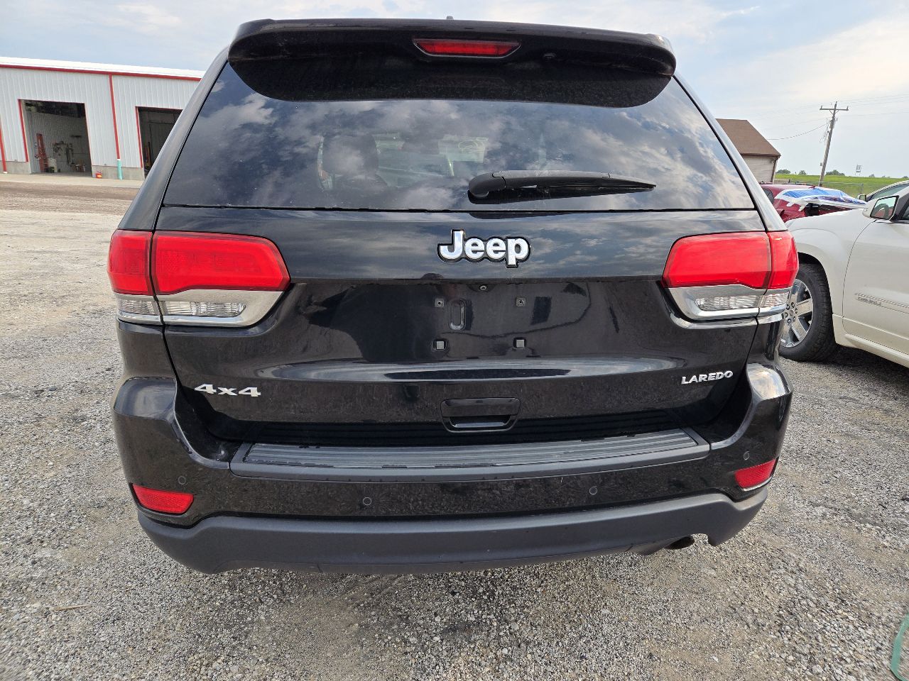 Vehicle/251388_05.jpg