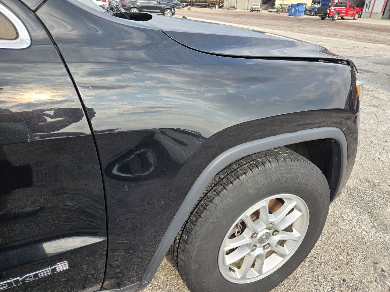 Vehicle/251388_09.jpg