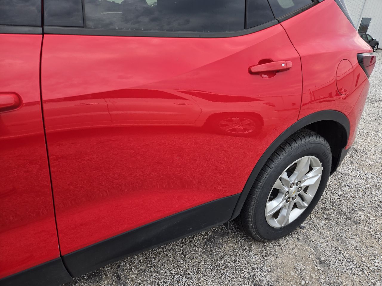 Vehicle/251389_04.jpg