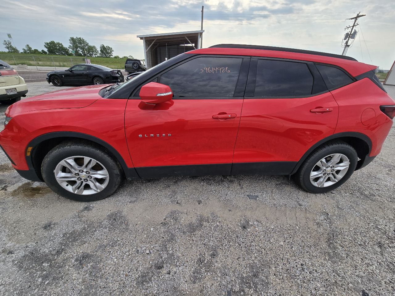 Vehicle/251389_05.jpg