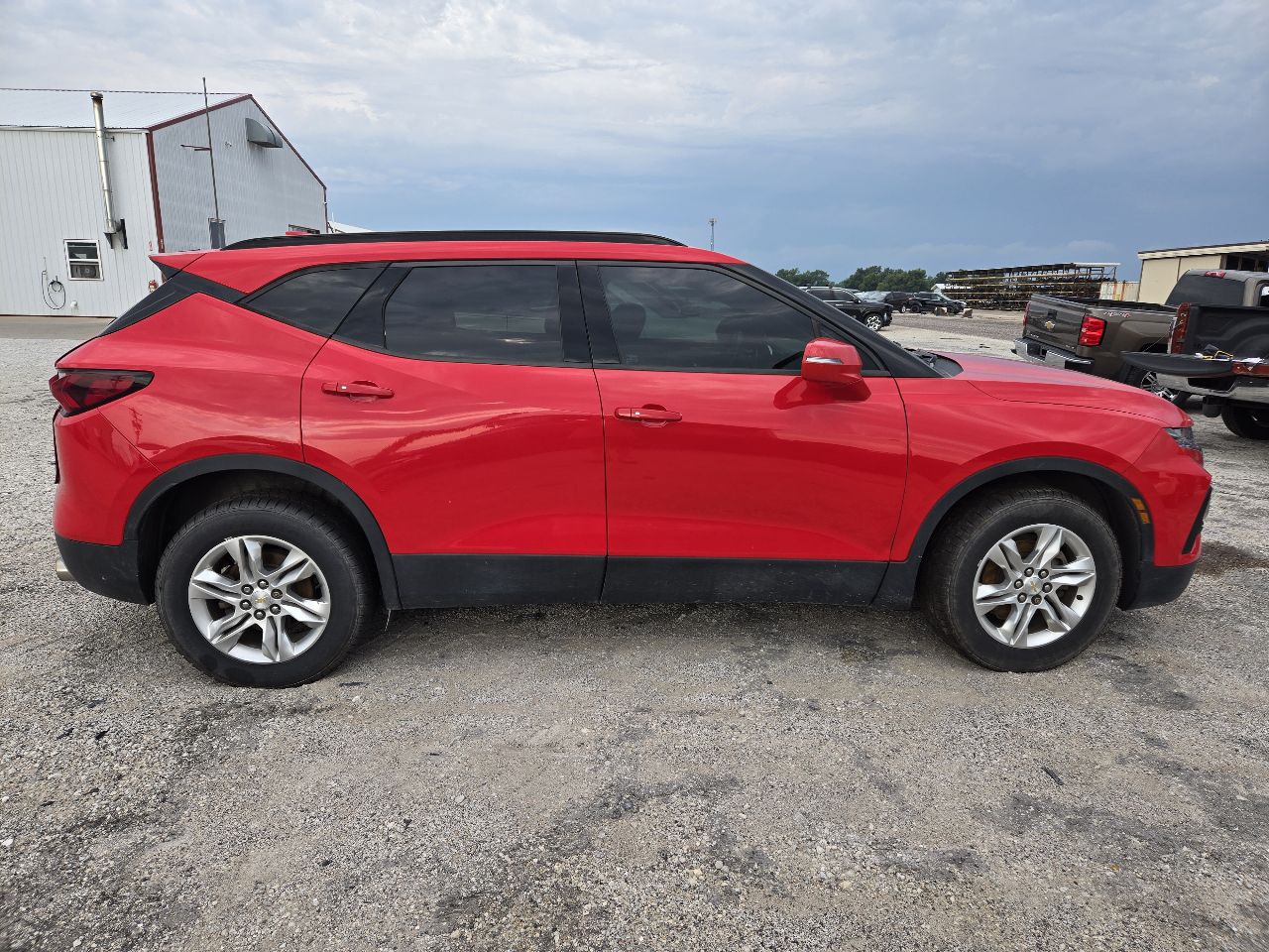 Vehicle/251389_12.jpg
