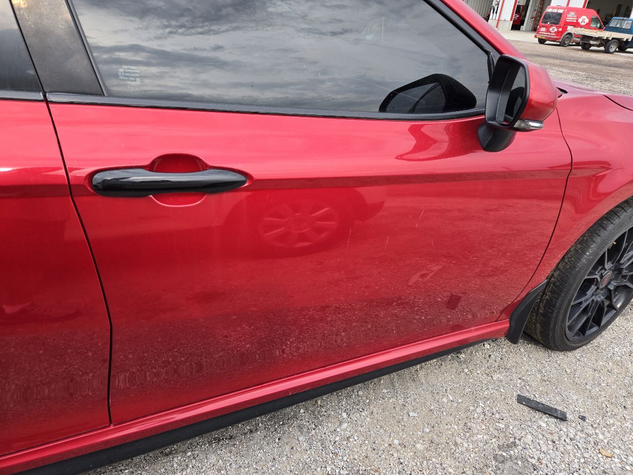 Vehicle/251390_10.jpg