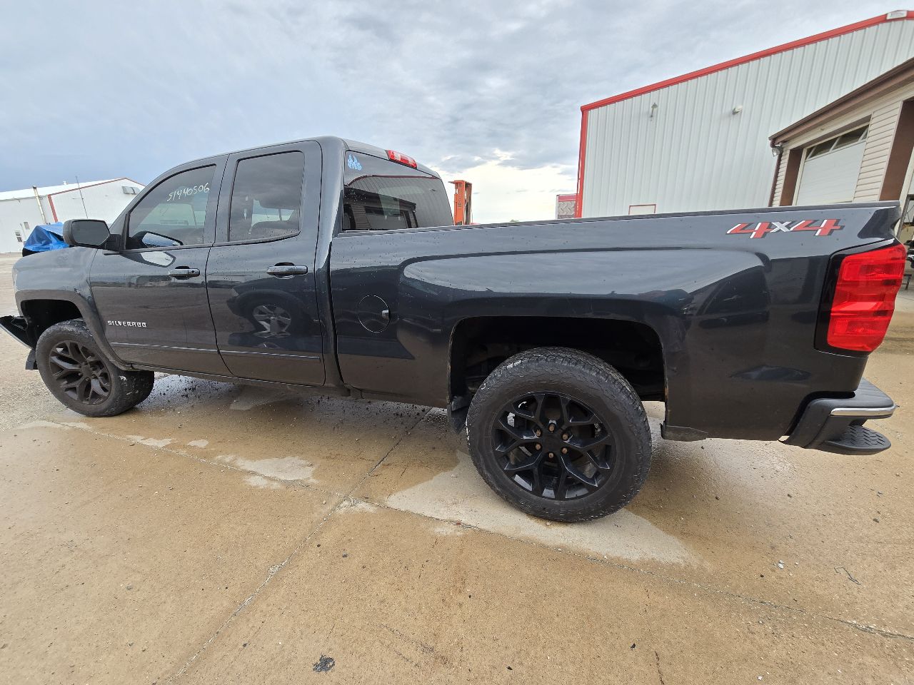 Vehicle/251394_06.jpg