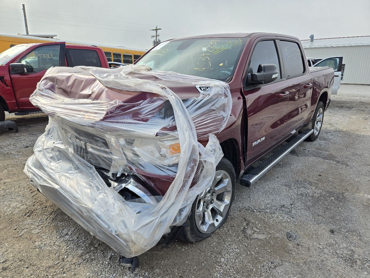 https://f005.backblazeb2.com/file/img-partshotlines-com/Inventory/EX441/Vehicle/251401_01.jpg