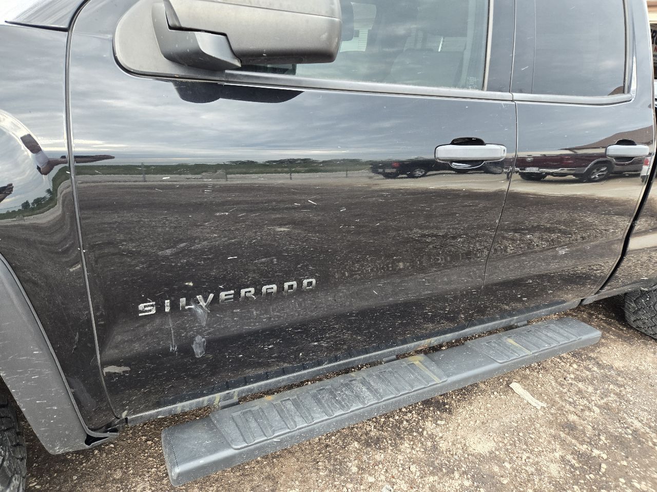 Vehicle/251424_02.jpg