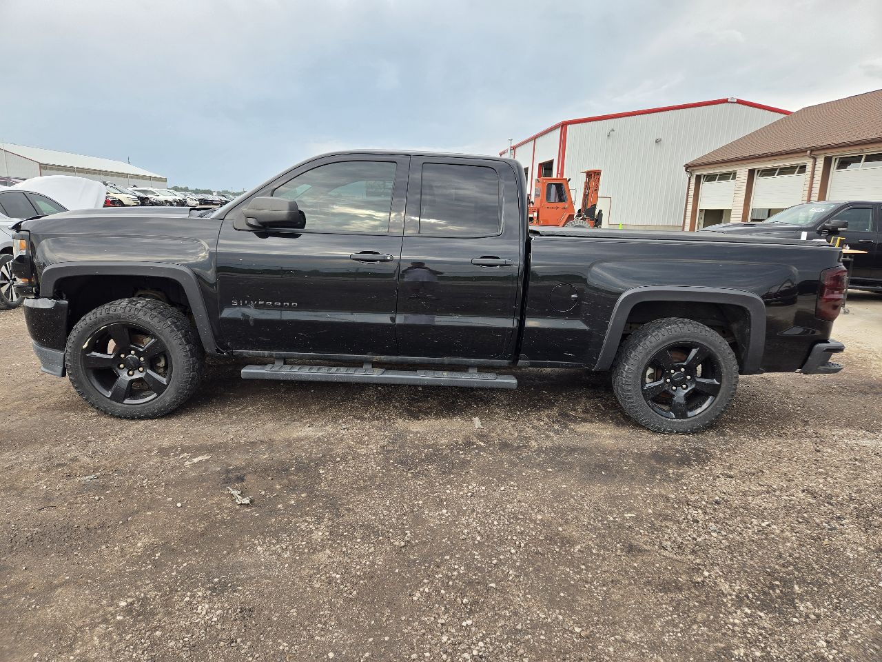 Vehicle/251424_05.jpg