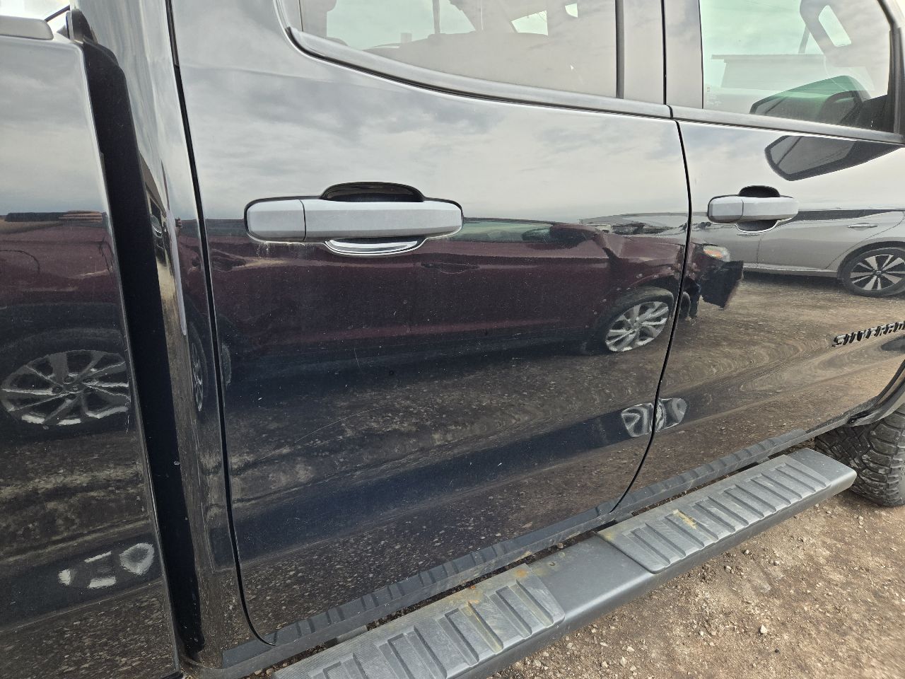 Vehicle/251424_10.jpg