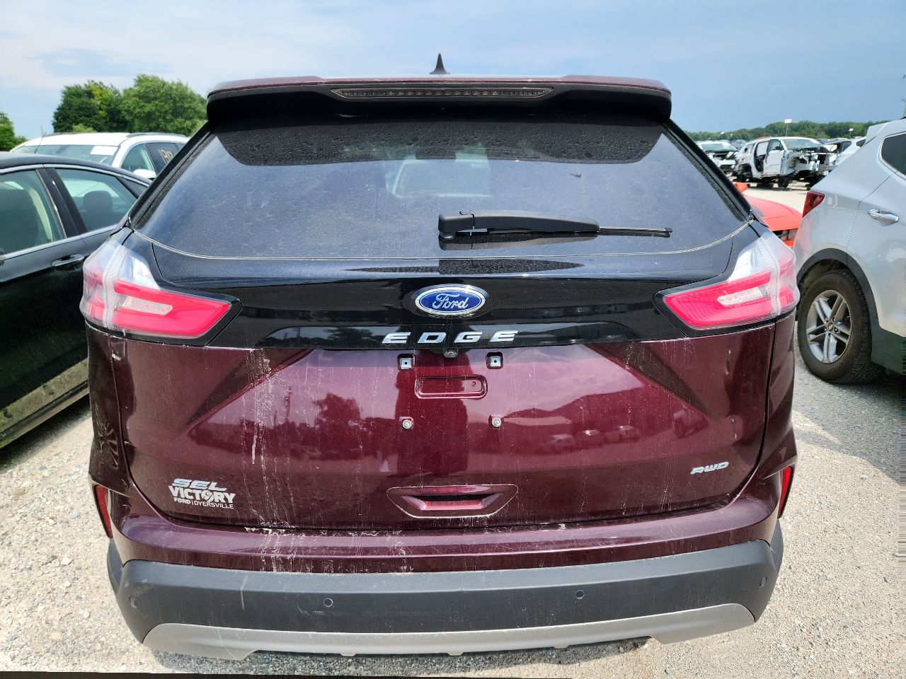Vehicle/251430_12.jpg