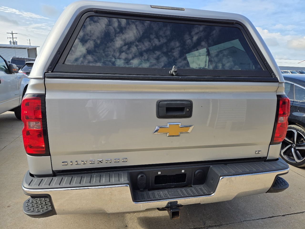 Vehicle/251449_08.jpg