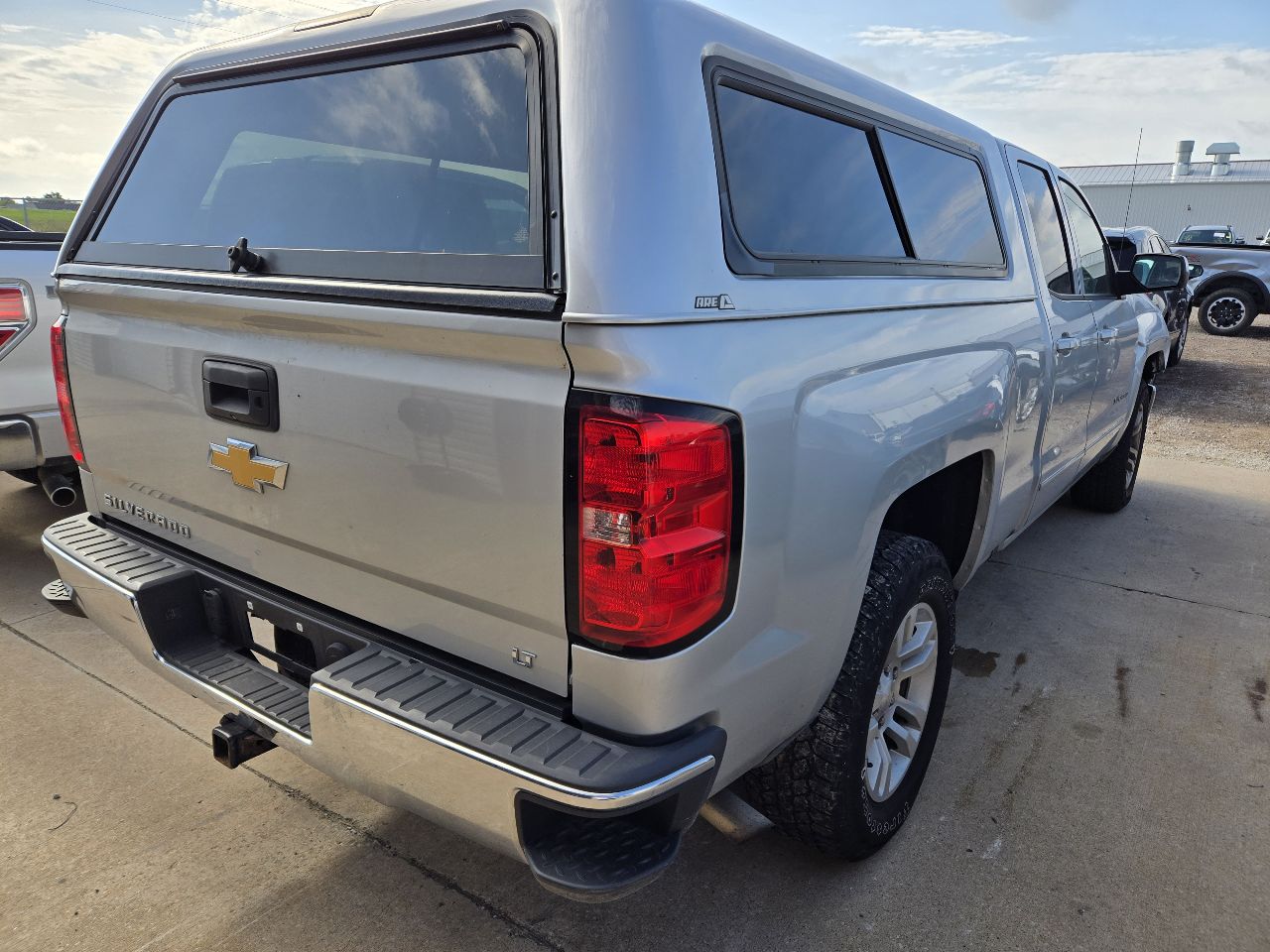 Vehicle/251449_09.jpg