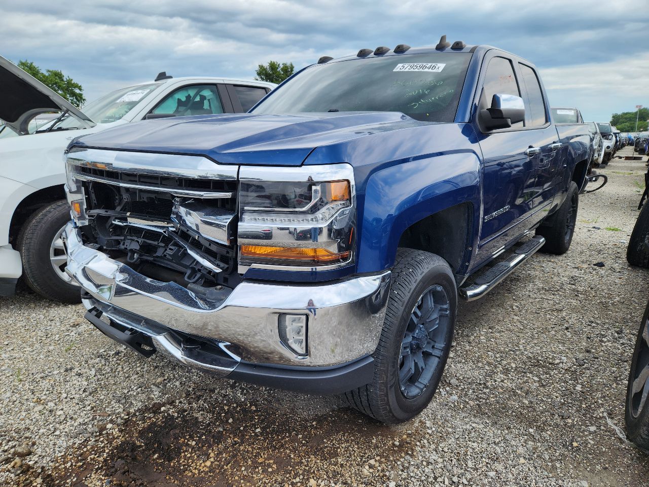 Vehicle/251459_01.jpg
