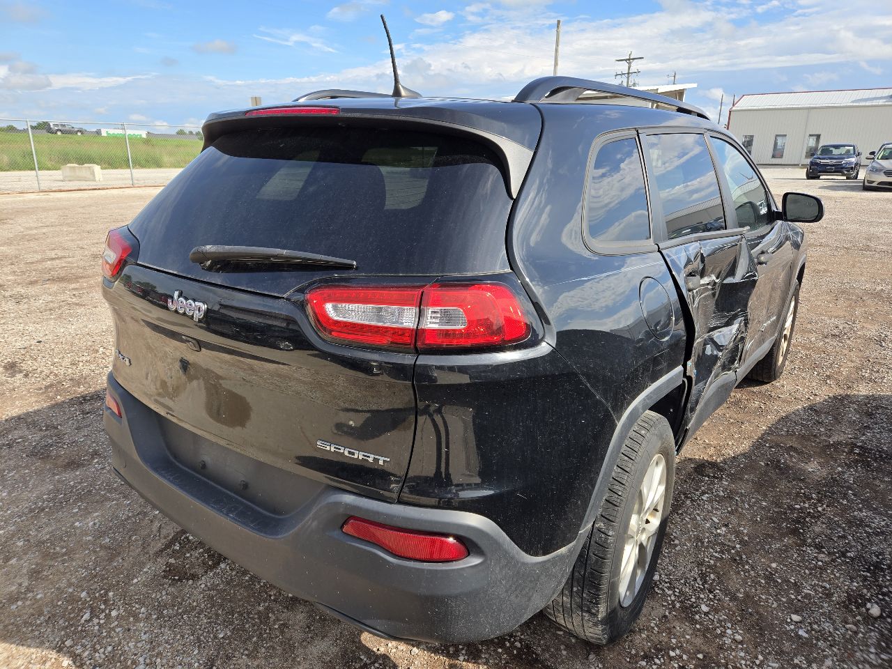 Vehicle/251495_08.jpg