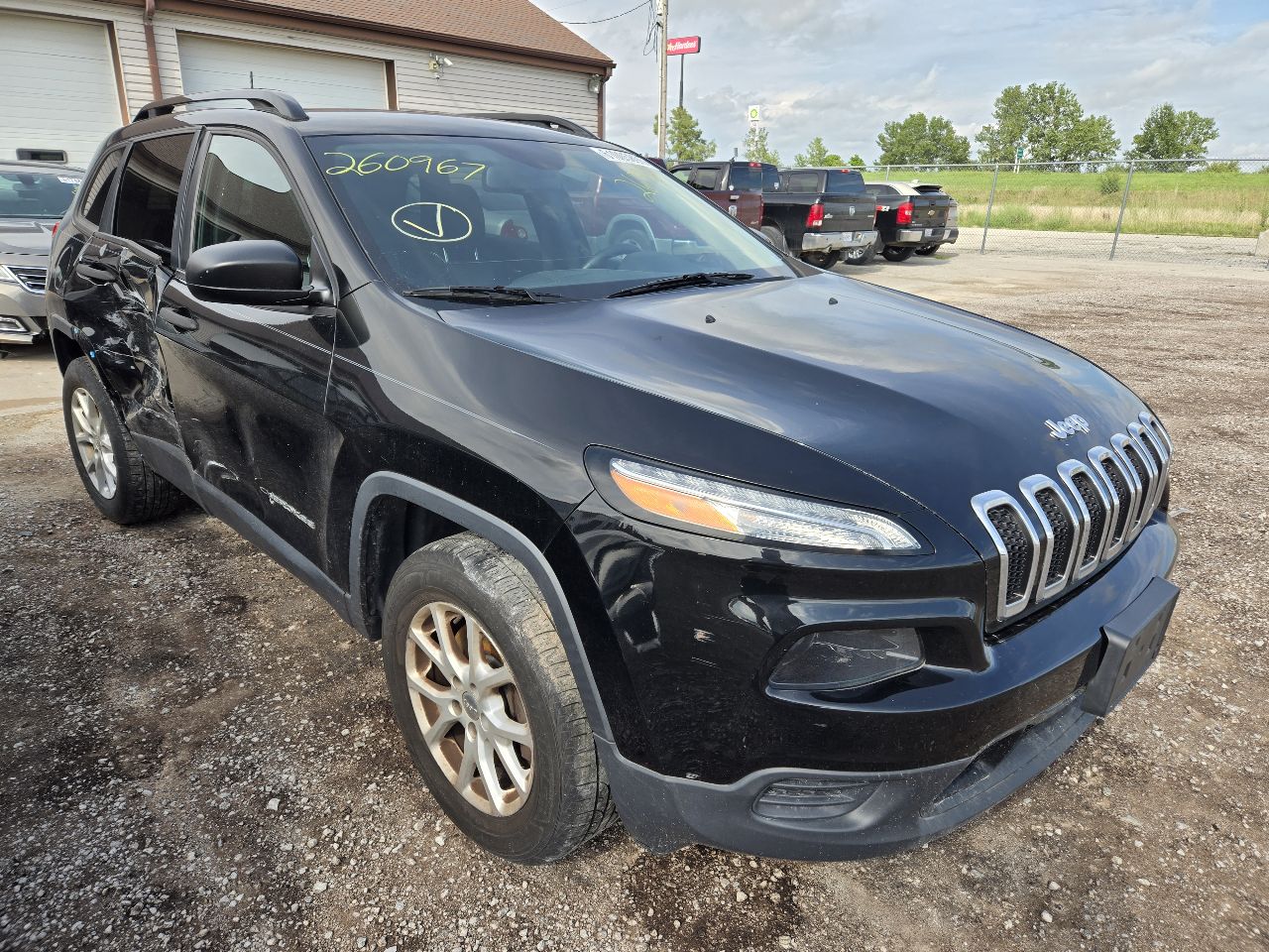 Vehicle/251495_10.jpg