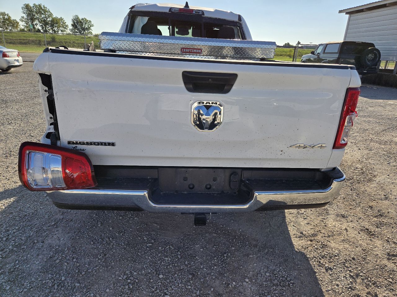 https://f005.backblazeb2.com/file/img-partshotlines-com/Inventory/EX441/Vehicle/251510_08.jpg