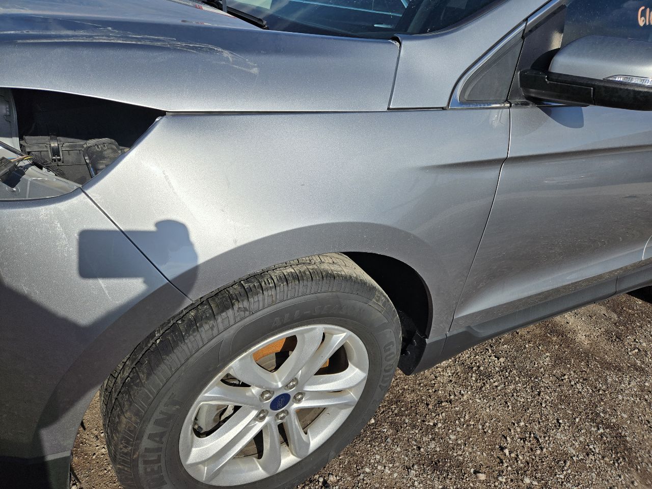 Vehicle/251521_02.jpg