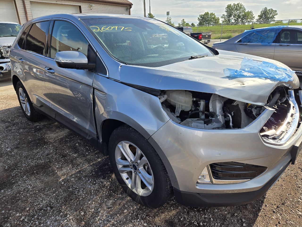 Vehicle/251521_11.jpg