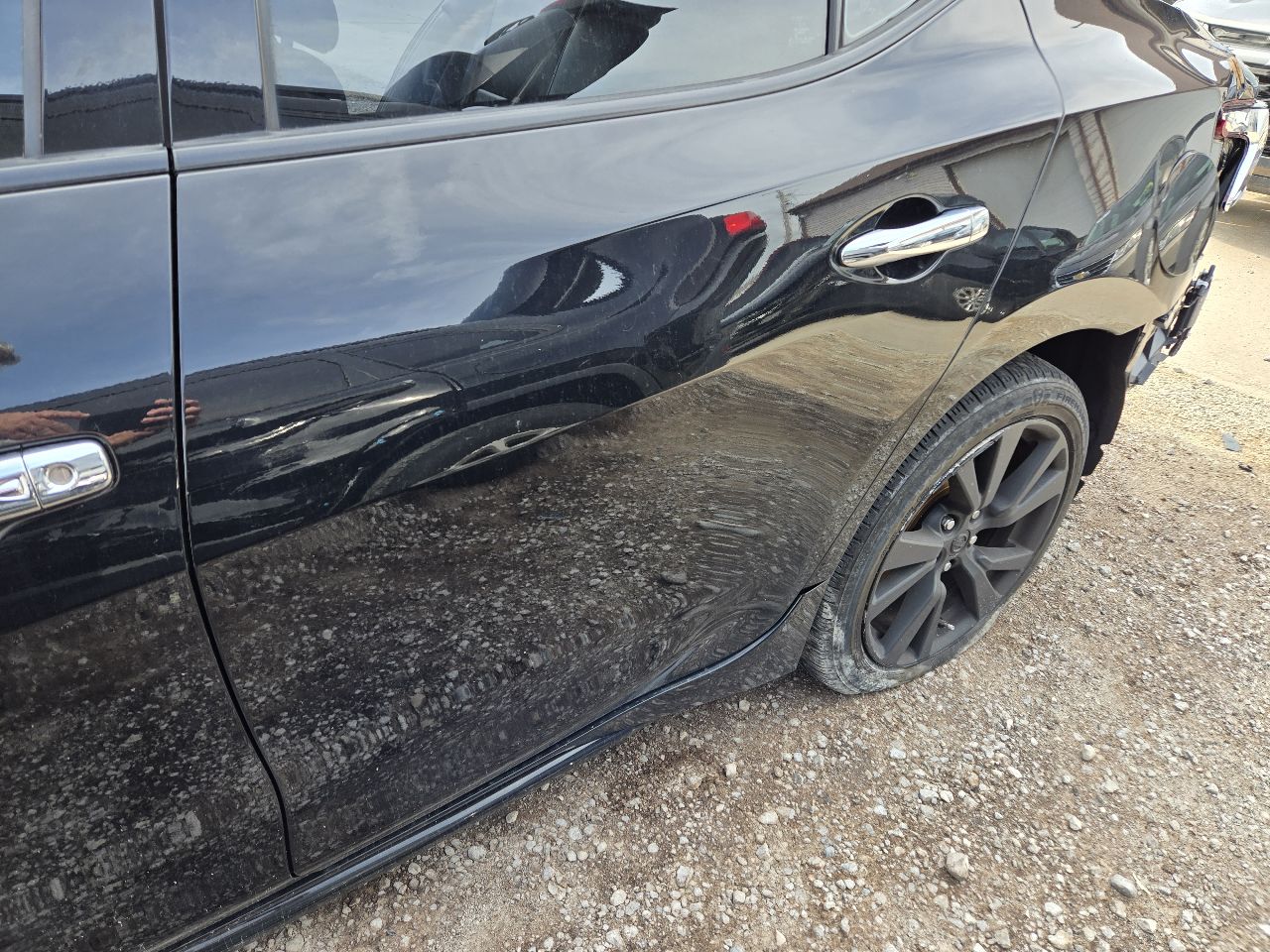 Vehicle/251530_04.jpg
