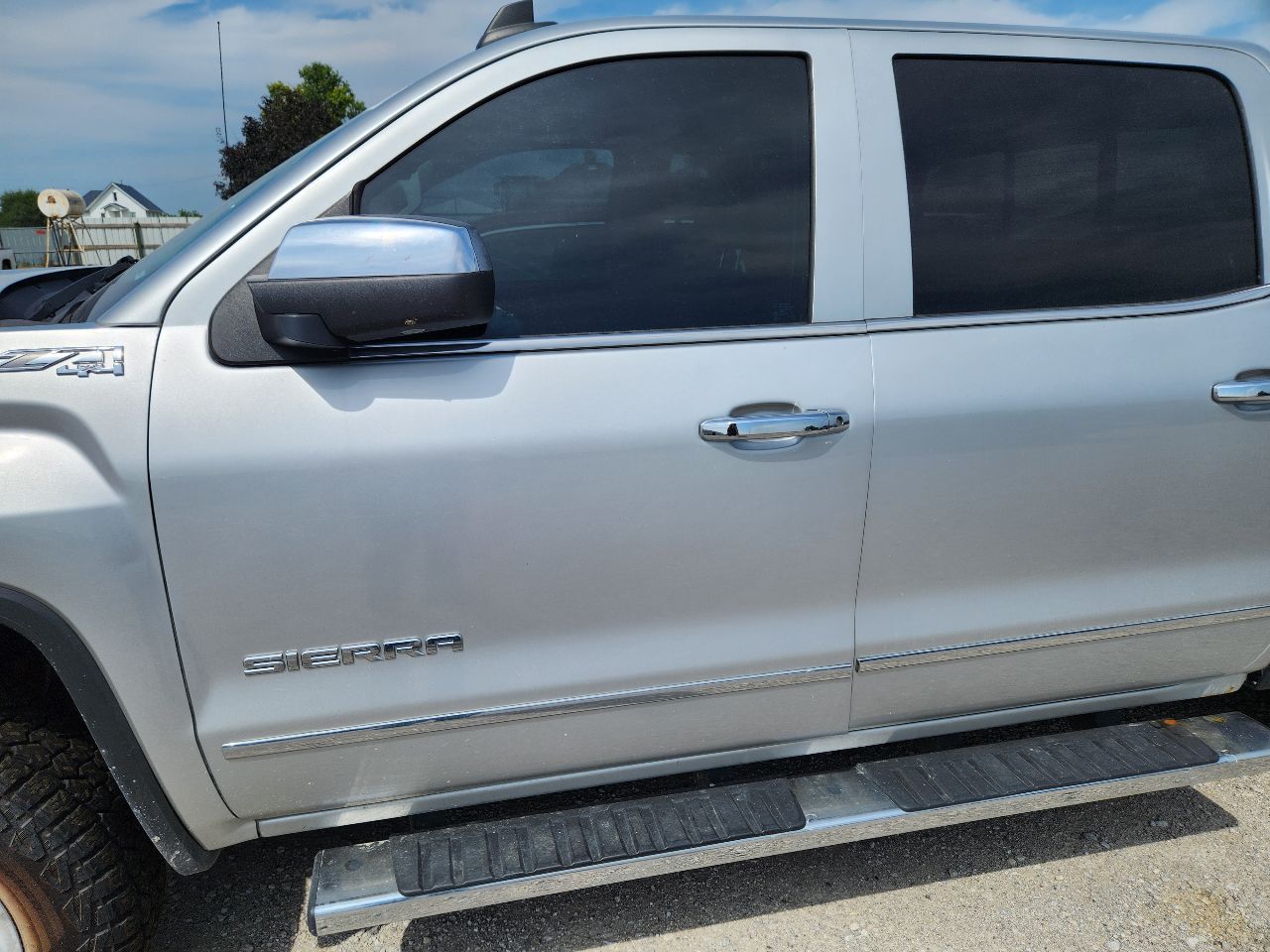 Vehicle/251539_08.jpg