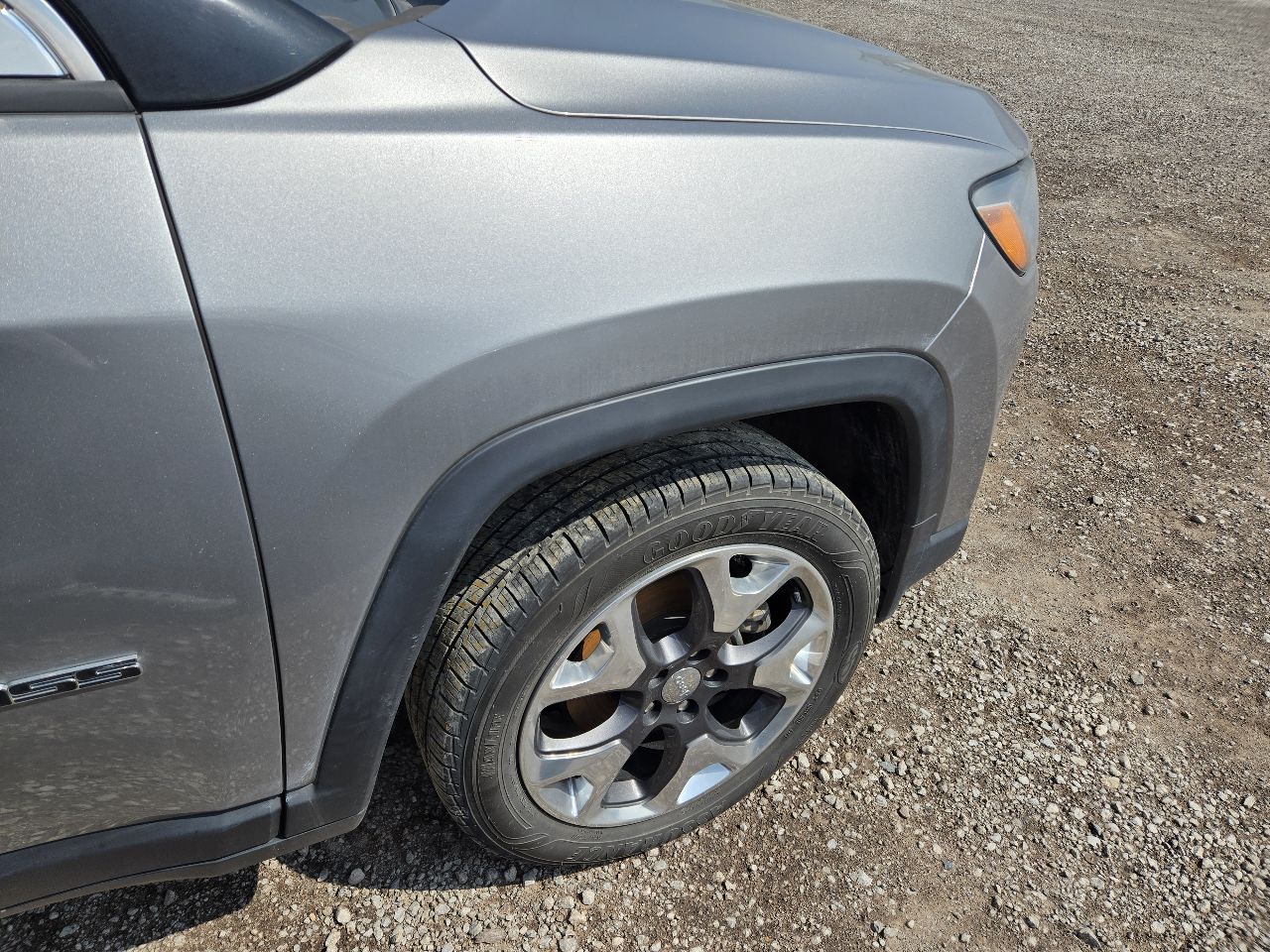 https://f005.backblazeb2.com/file/img-partshotlines-com/Inventory/EX441/Vehicle/251582_11.jpg
