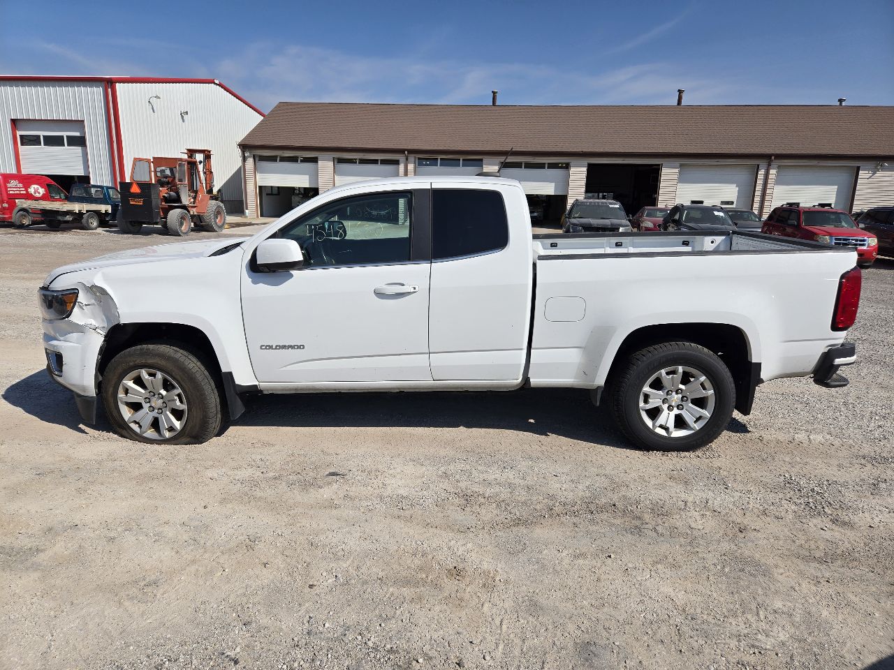 Vehicle/251596_05.jpg