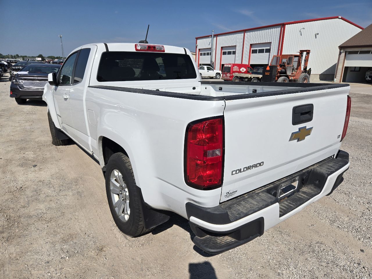 Vehicle/251596_06.jpg