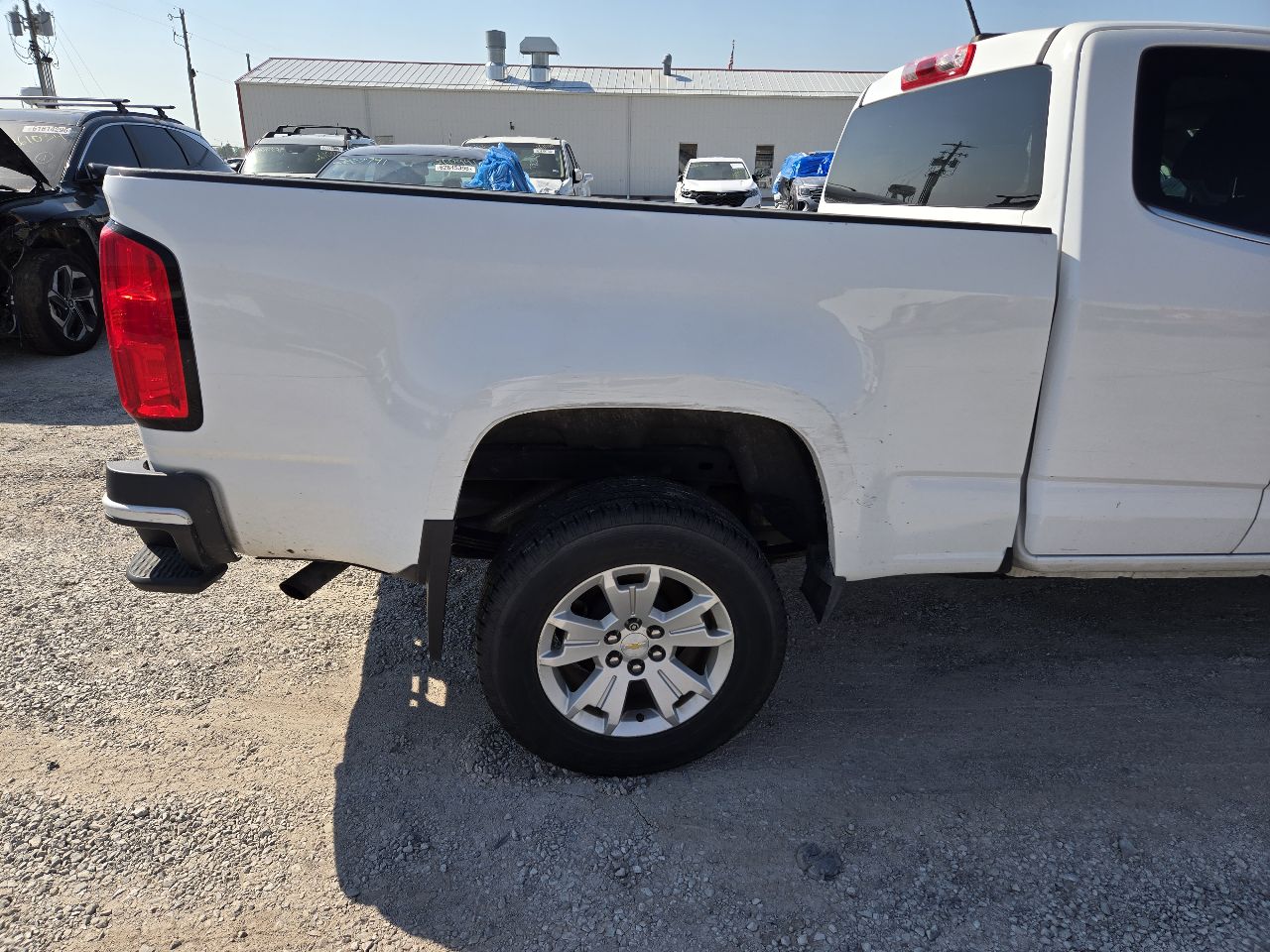Vehicle/251596_09.jpg