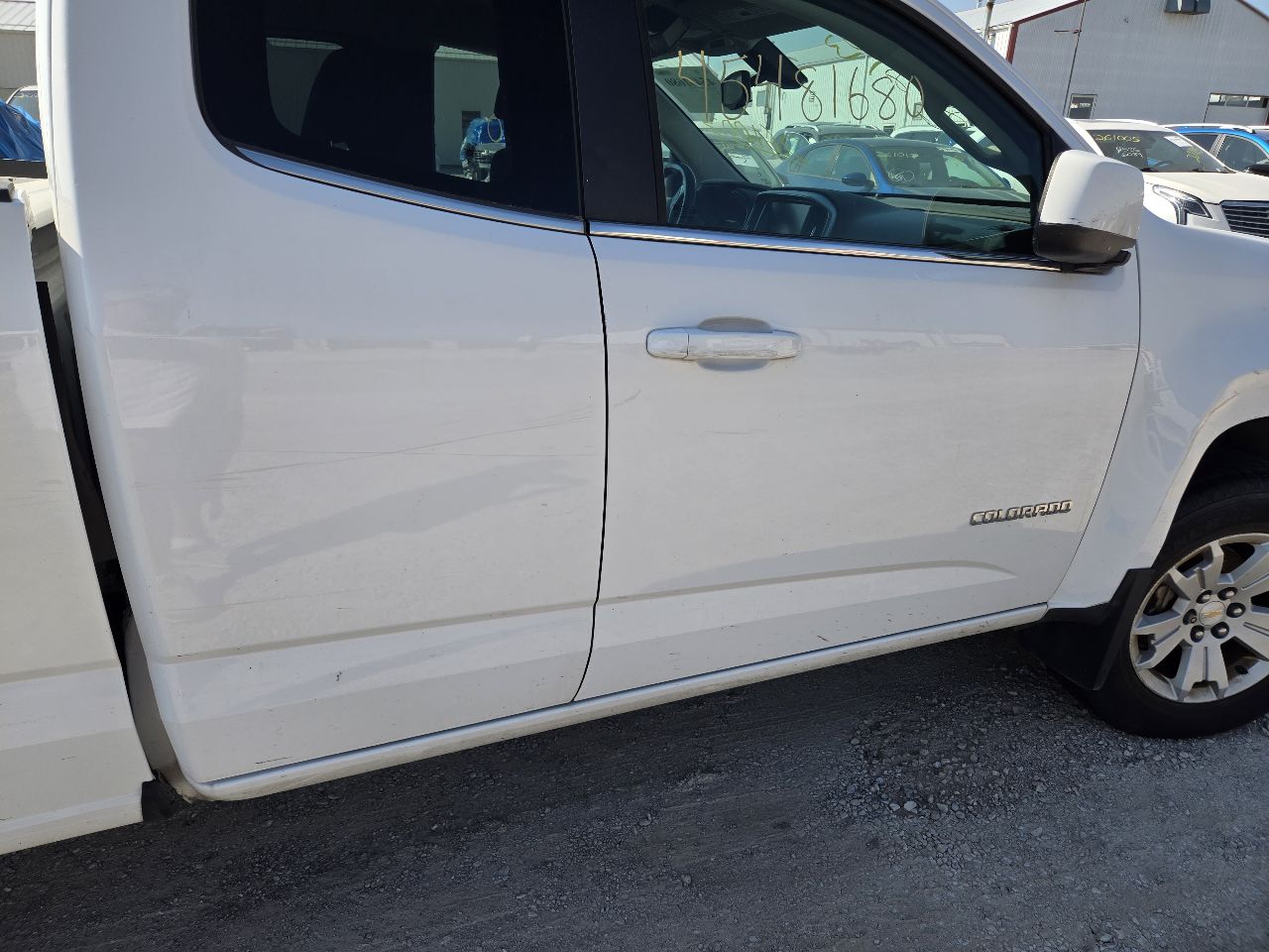 Vehicle/251596_10.jpg