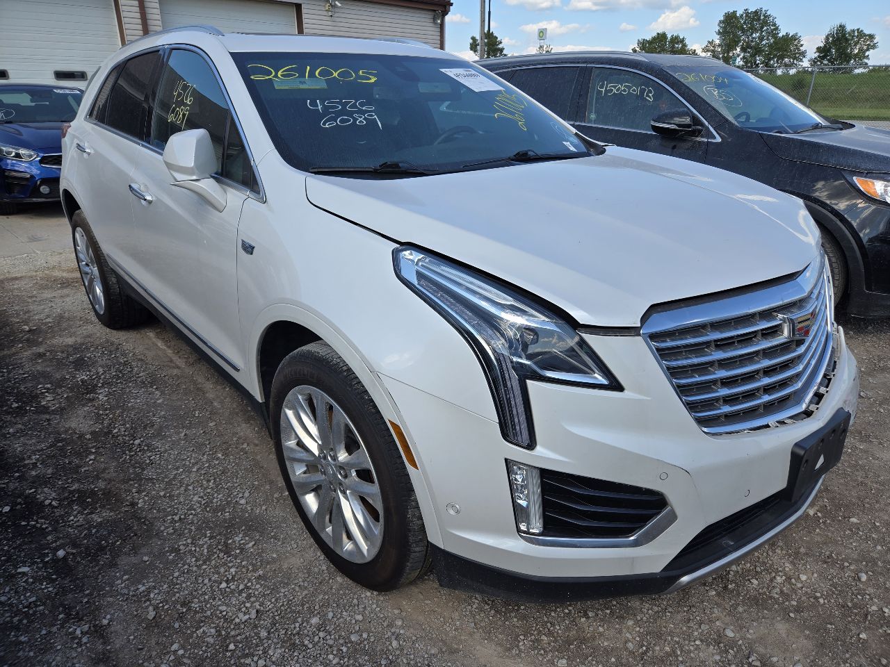 Vehicle/251598_12.jpg