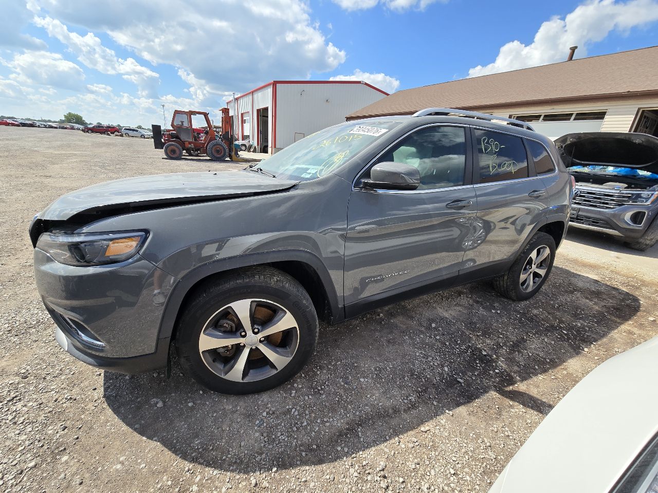 Vehicle/251610_05.jpg