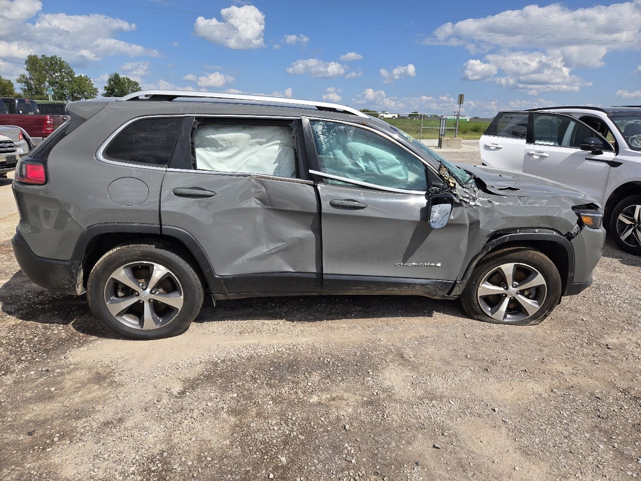 Vehicle/251610_09.jpg