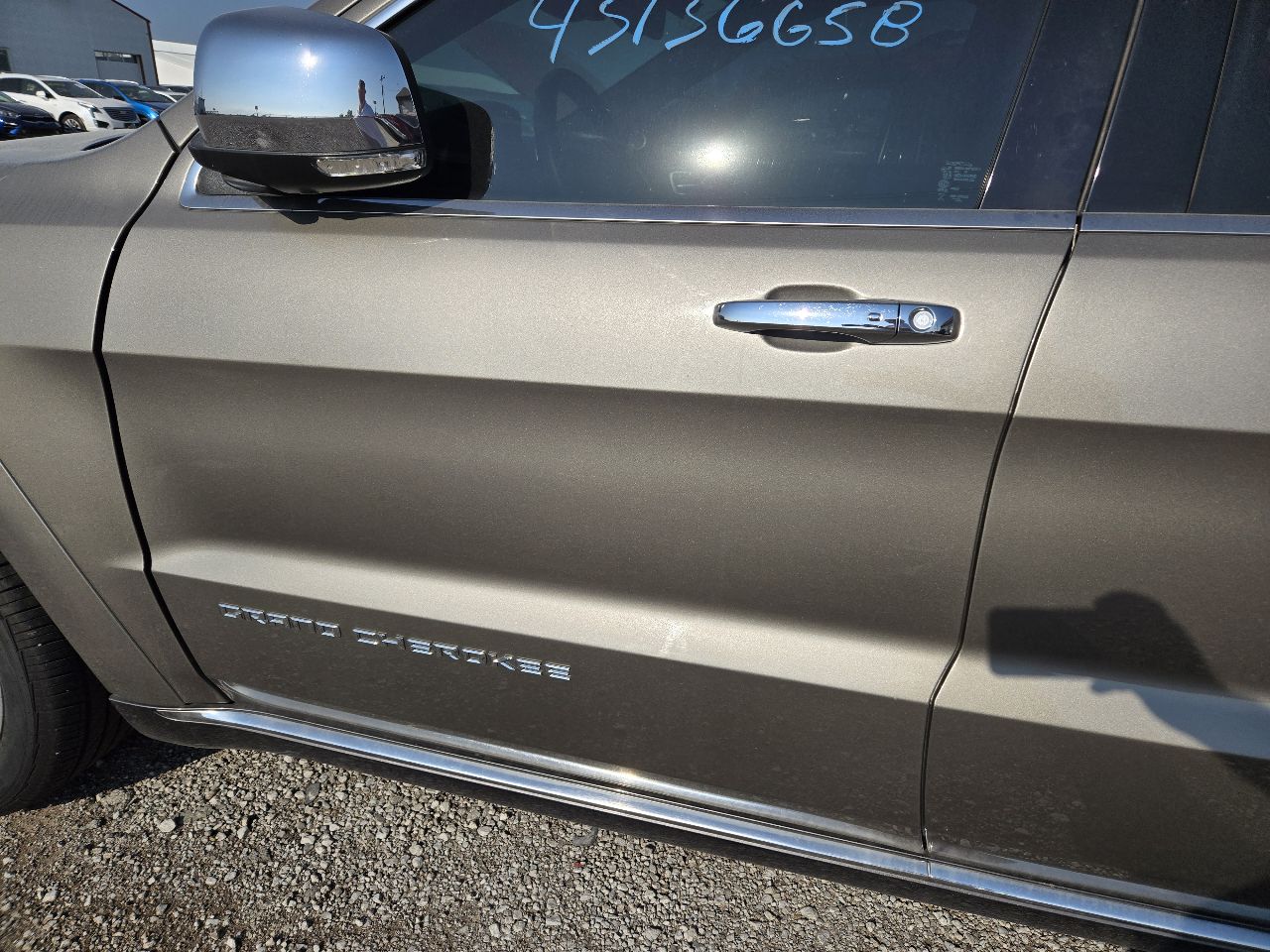 Vehicle/251616_03.jpg