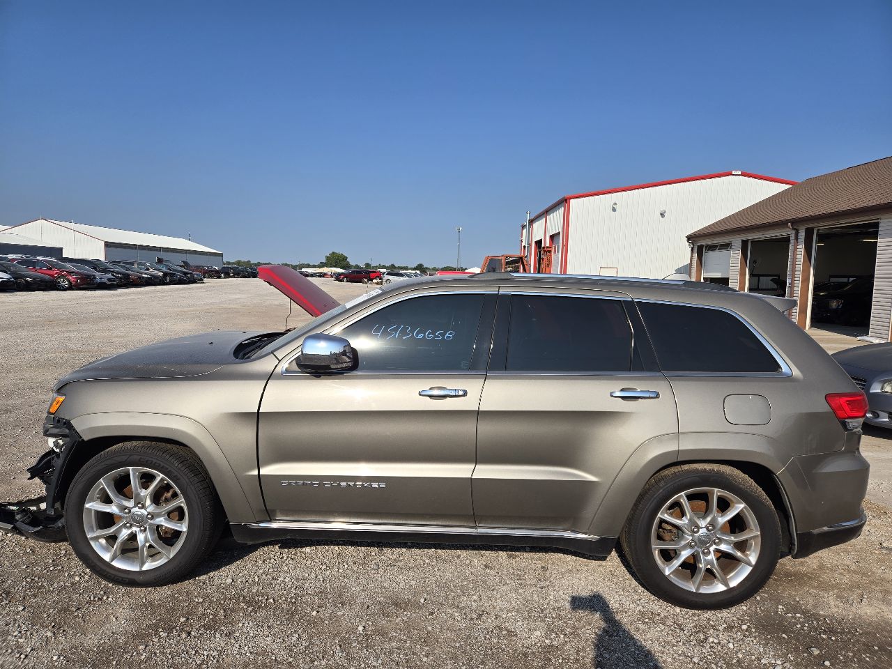 Vehicle/251616_05.jpg