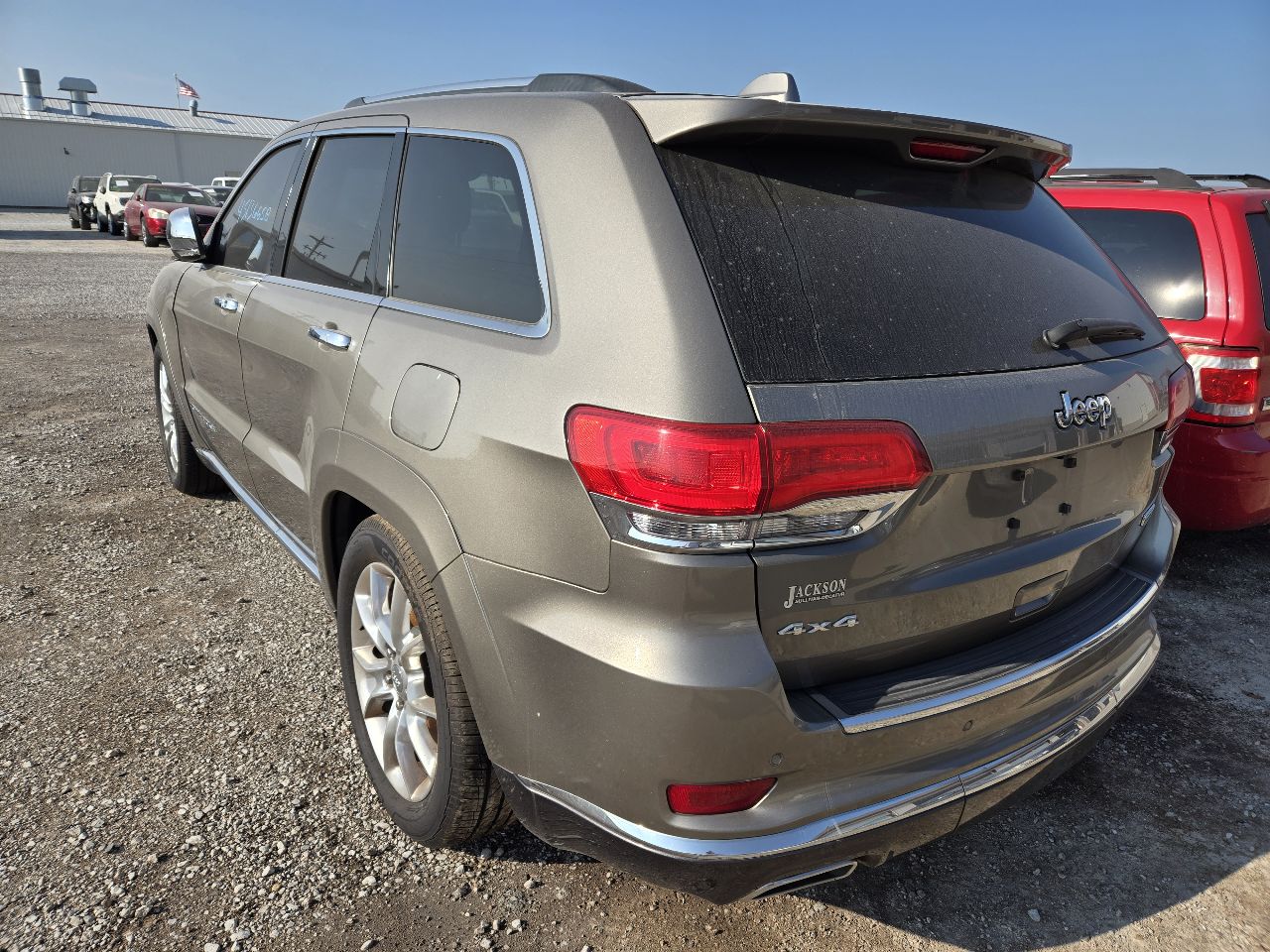 Vehicle/251616_06.jpg